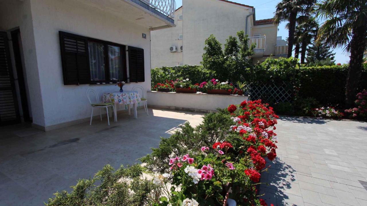 Studio In Vantacici/Insel Krk 14419 Exteriér fotografie