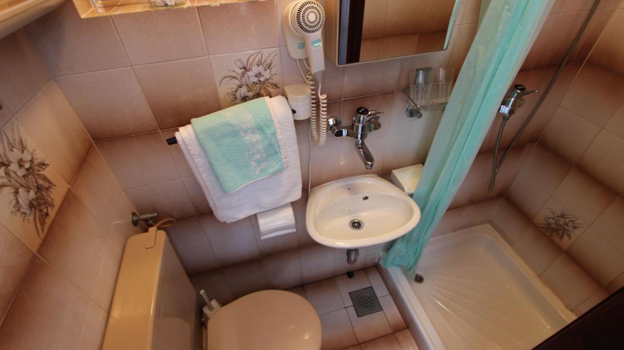 Studio In Vantacici/Insel Krk 14419 Exteriér fotografie