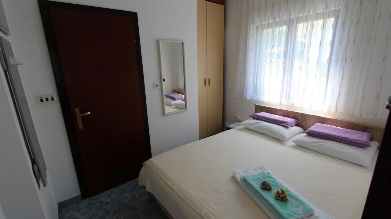 Studio In Vantacici/Insel Krk 14419 Exteriér fotografie